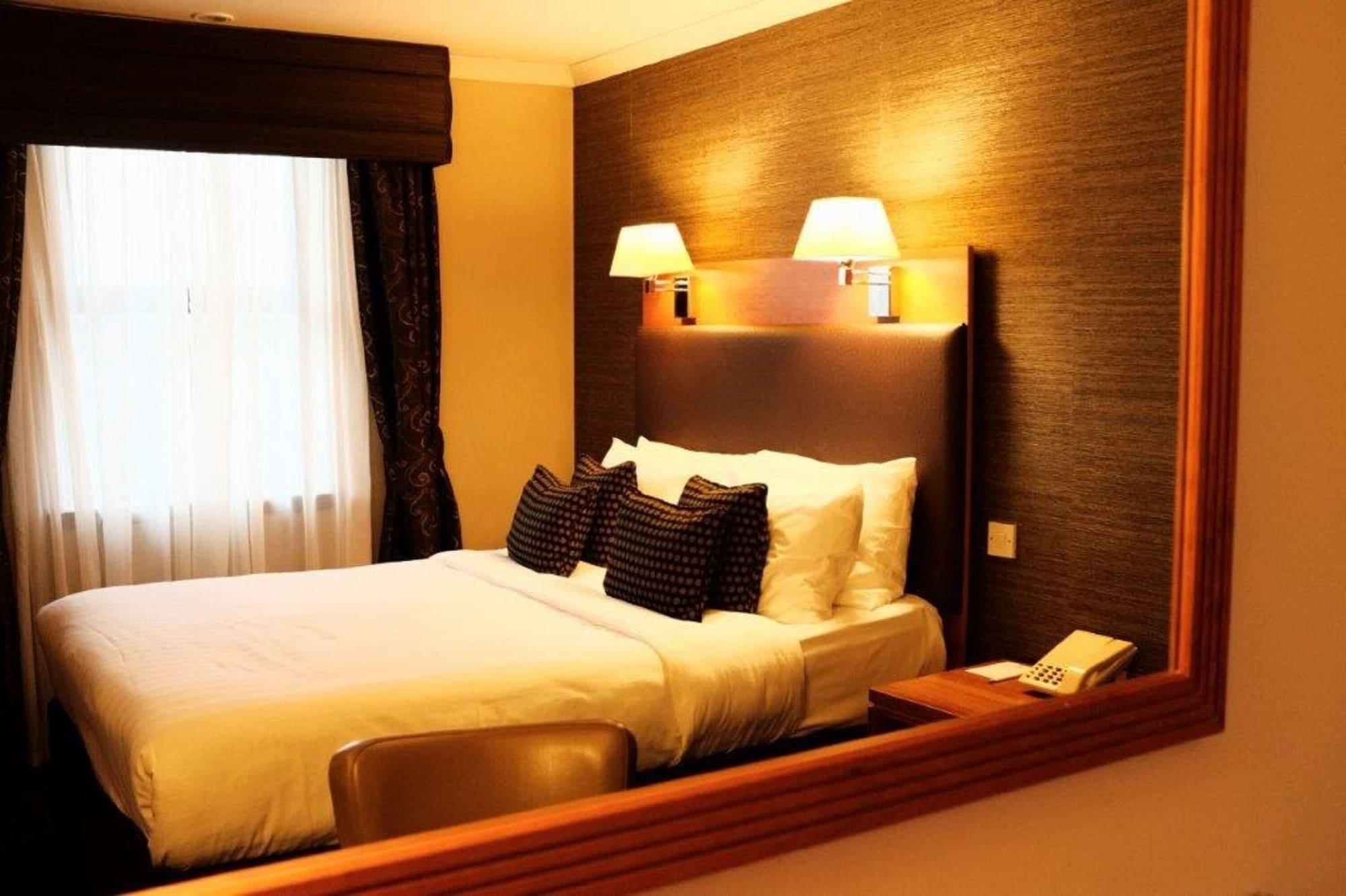 Best Western Garfield House Hotel Chryston Extérieur photo