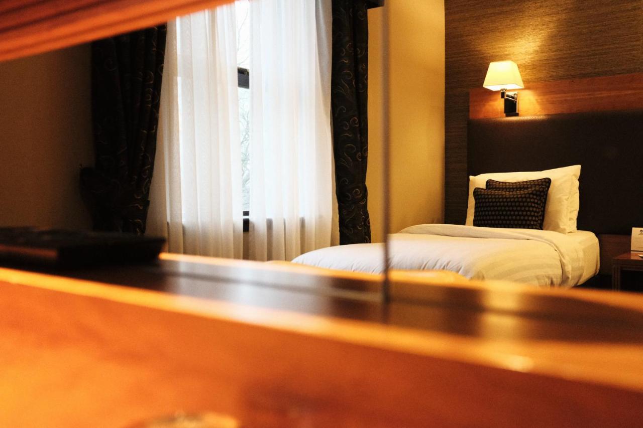 Best Western Garfield House Hotel Chryston Extérieur photo